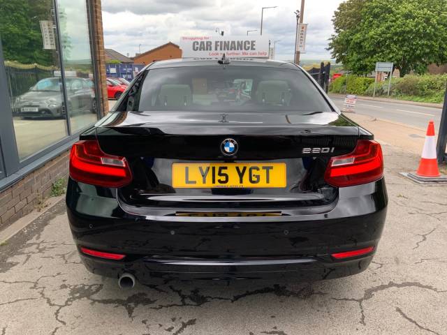 2015 BMW 2 Series 2.0 220i Sport 2dr