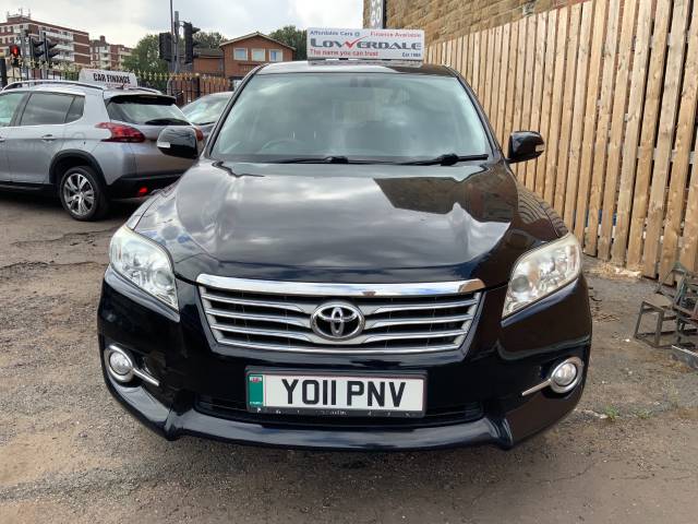 2011 Toyota Rav4 2.2 .